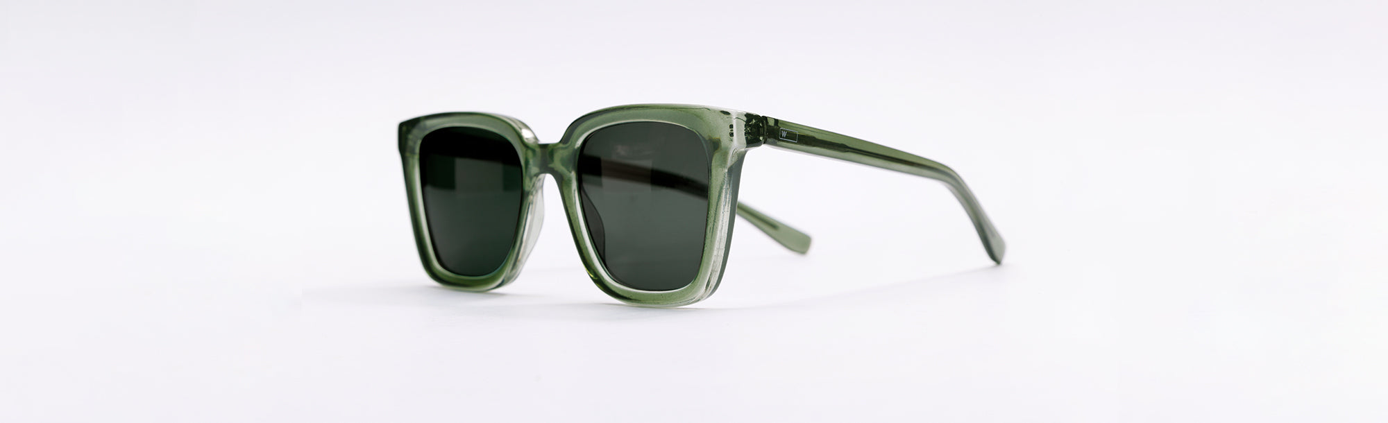 Óculos de Sol Kim Green em Bio Acetato