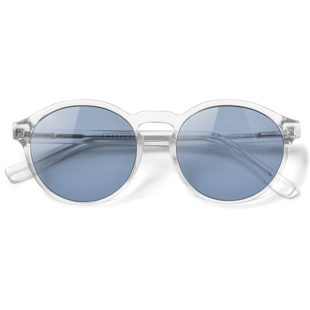 Elli Cristal com lente colorida azul clara