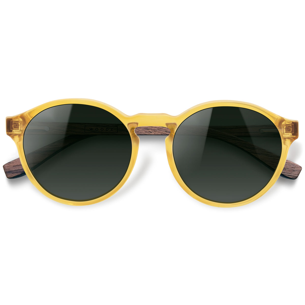 Elli Gold com lente de sol G15