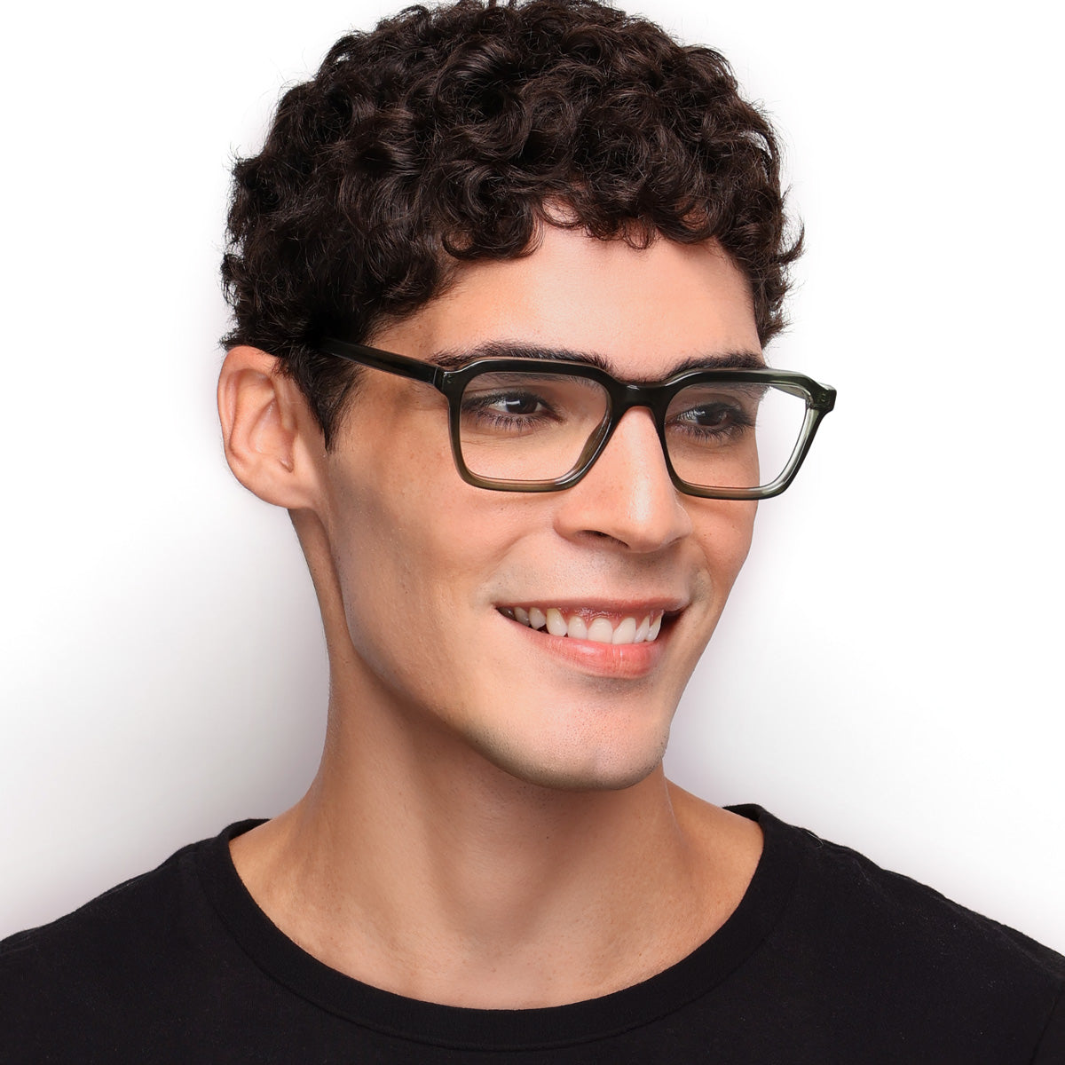 Armação Reno Green com haste de acetato em modelo com rosto médio.