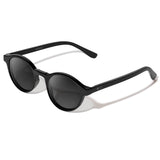 Nino Black com lente solar cinza