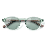 Nino Menta com lente colorida verde claro