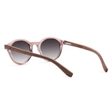 Nino Rose com lente de sol cinza degrade