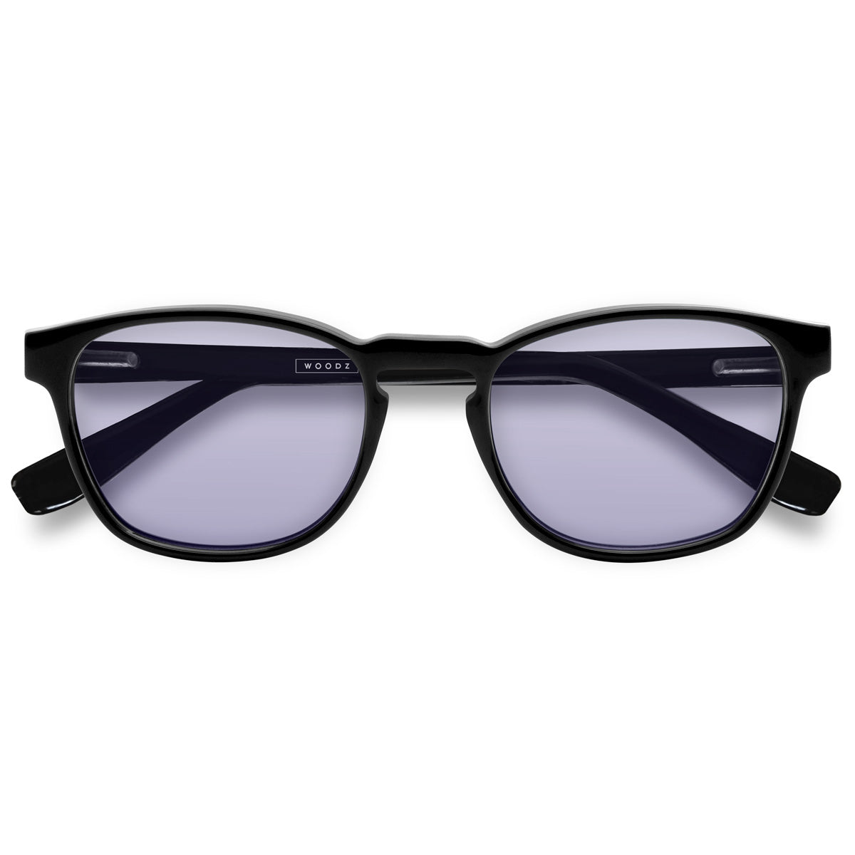 Olli Black com lente colorida lílas