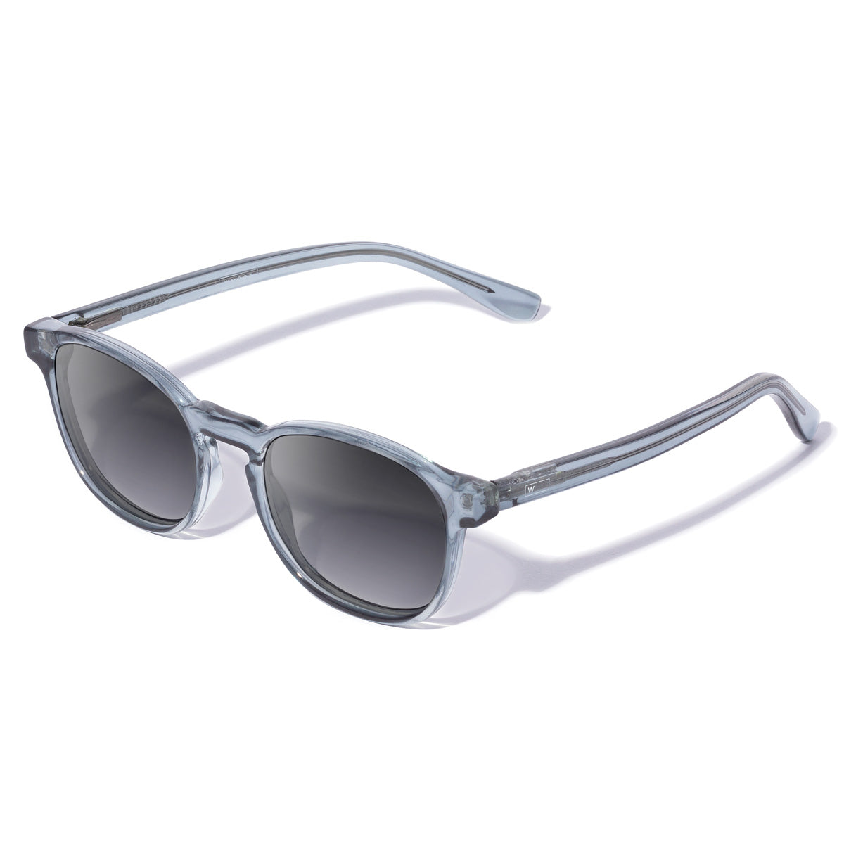 Olli Sky com de Sol cinza degrade