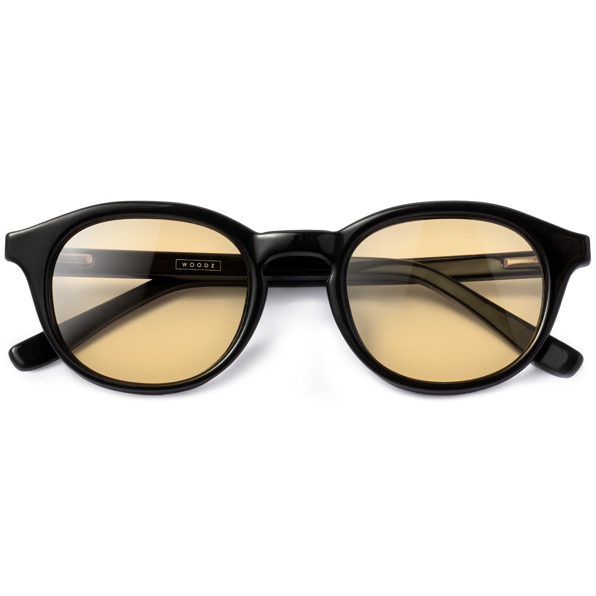 Toshi Black com lente colorida amarela